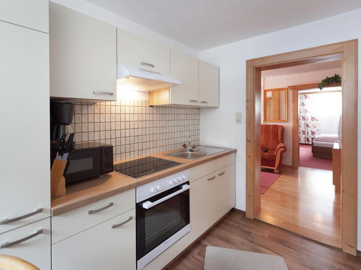 Guesthouse In Vent With Balcony Exterior photo